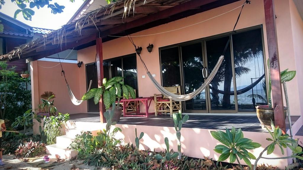 Papillon Bungalows Baan Tai Exteriör bild