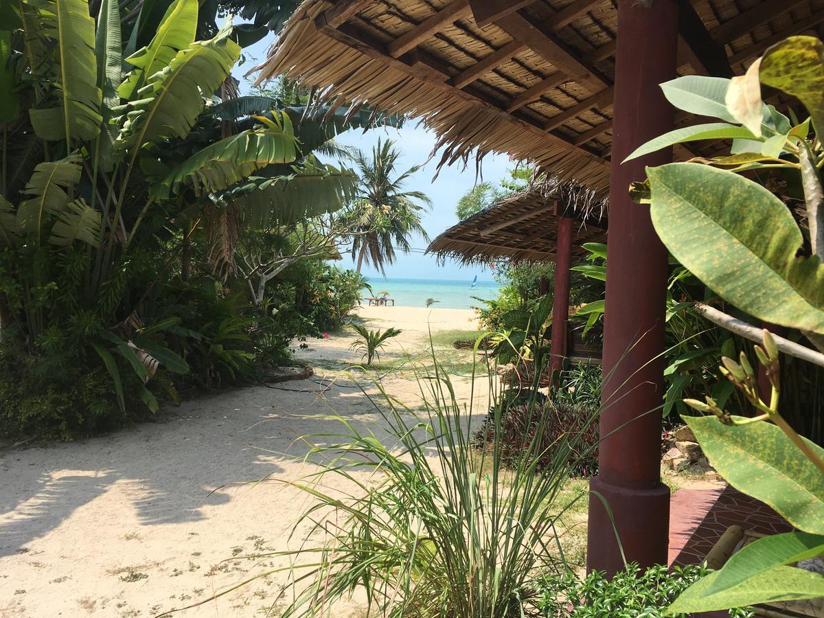 Papillon Bungalows Baan Tai Exteriör bild
